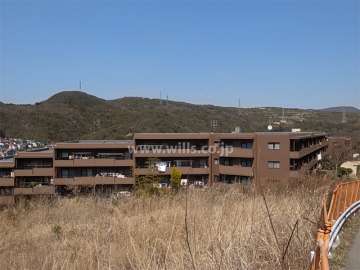 ベル・アーバニティ西宮名塩の外観（南西側から）