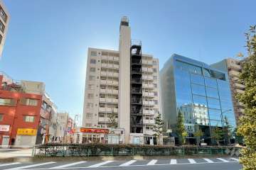 スカイパーク多摩川の外観（北東側から）