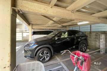 敷地内駐車場（屋外平面式）