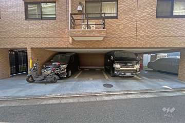 敷地内駐車場（屋内平面式）