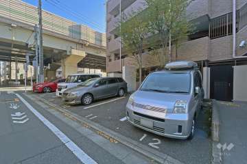 敷地内駐車場（屋外平面式）