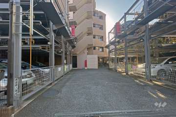 敷地内駐車場（屋外機械式）