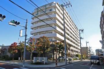 クレッセント東京リプライムの外観(北西側から)