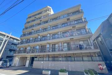 ルーブル鵜の木２の外観（西側から）