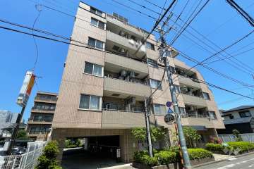 ガーデンホーム鵜の木の外観（南側から）