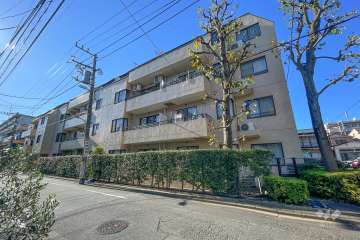 東急ドエルアルス鵜の木の外観（北東側から）