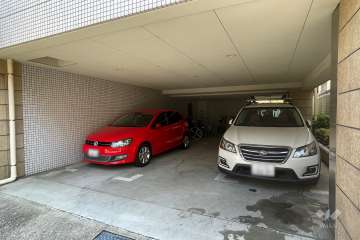 敷地内駐車場（屋内平面式）