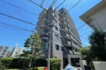 東急ドエルアルス鵜の木イーストコートの外観（北西側から）