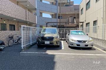 敷地内駐車場（屋外平面式）