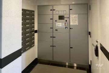 宅配ボックスと共用ポスト