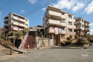 ソラーナ西宮名塩の外観（南側から）