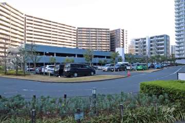 敷地内駐車場（屋外平面式）