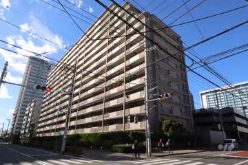 ブラウトリエの外観(南東側から)