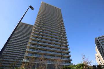 ザ・リバープレイス　イーストタワー