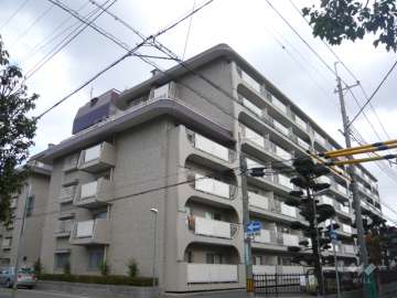 日商岩井上甲子園マンションの外観（北西側から）