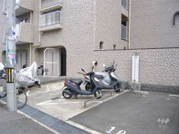 バイク置場