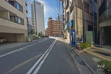 敷地北東側の前面道路