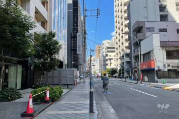 敷地北東側の前面道路