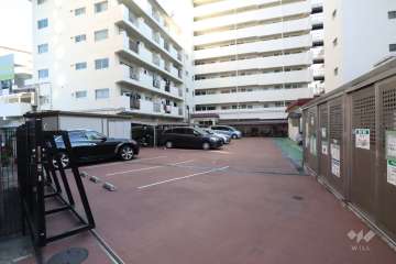 駐車場出入口