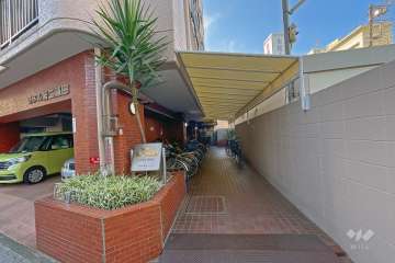 エントランスアプローチ