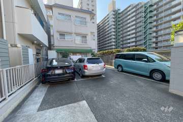 敷地内駐車場（屋外平面式）