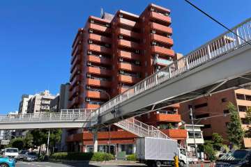 ハイライフ蒲田の外観（南側から）