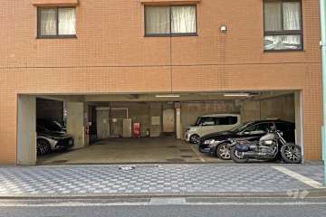 敷地内駐車場（屋内平面式）