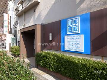 1階西側は店舗部分です。