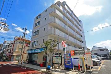 ライオンズマンション久が原第5の外観（北西側から）