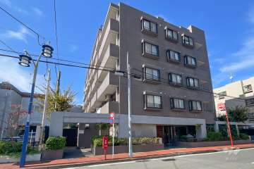 コスモ久が原グランコートの外観（南東側から）