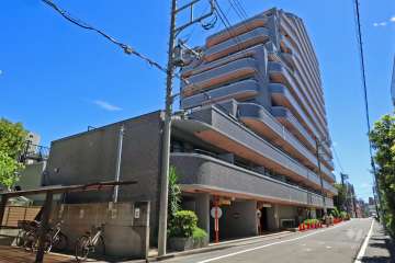 ライオンズプラザ久が原の外観(北西側から)