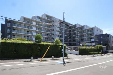 オーベル久が原の外観(北東側から)　　