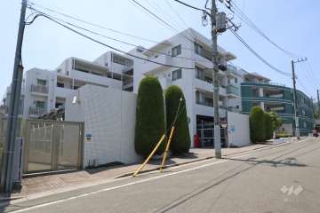 ウェルズパーク久が原の外観(北側から)　　