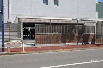 駐輪場（屋根付き）