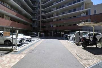 敷地内駐車場（屋外機械式）