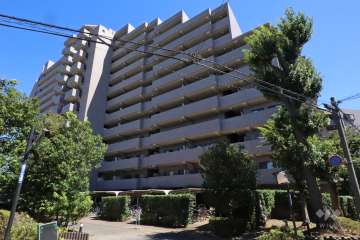 ヒルズ久が原参番館の外観（西側から)　　