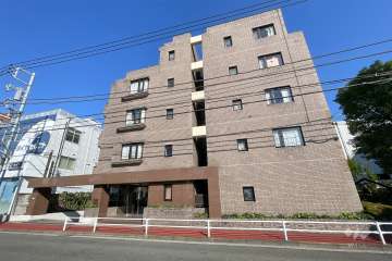 コスモ久ヶ原の外観（南西側から）