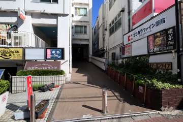 エントランスアプローチ