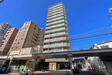 ハーモニーレジデンス大森山王の外観（東側から）