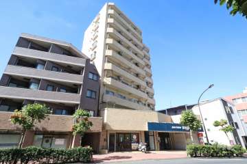 グランドメゾン大森山王の外観(南東側から)