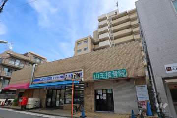 グランドメゾン大森山王の外観(北西側から)