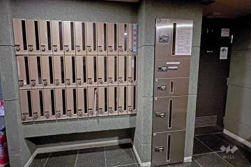 宅配ボックスと共用ポスト