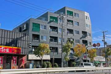 フォリストマンション山王の外観（西側から）