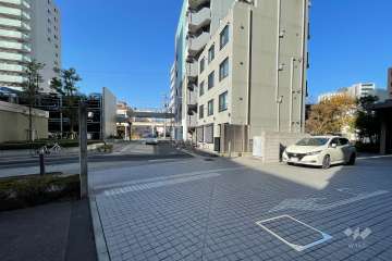 駐車場の出入り口