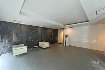 エントランスホール