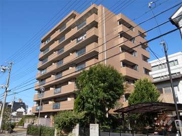 ファミール西宮今津の外観（南東側から）