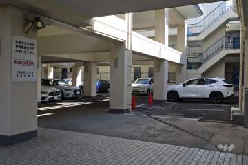 敷地内駐車場（屋内平面式）