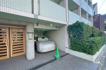 敷地内駐車場（屋内平面式）