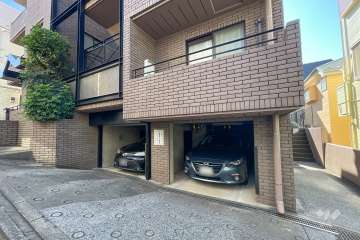 敷地内駐車場（屋内平面式）