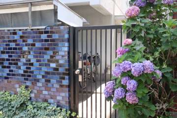 駐輪場の出入り口